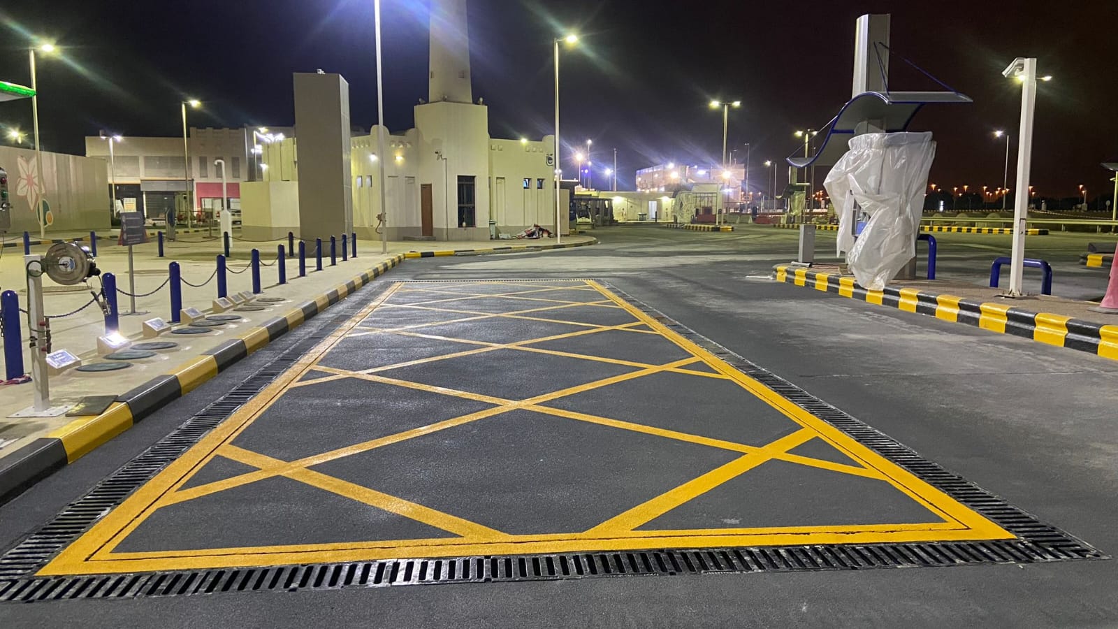 Thermoplastic road marking project on Qatar highways